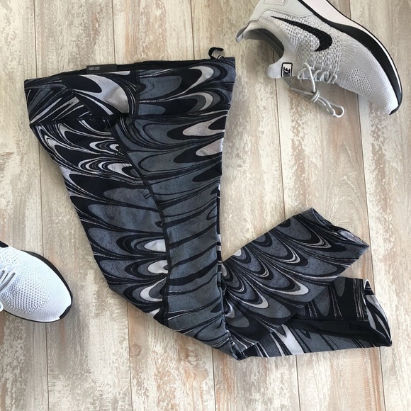 NWTNike marble epic lux tights! - Picture 8 of 8